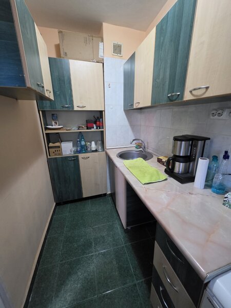 Trapezului, 5 minute metrou 1 Decembrie 1918, bloc 1978, reabilitat